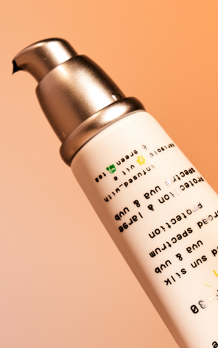 Glow Hub Crème solaire visage teintée FPS 30 – Never Without image 3