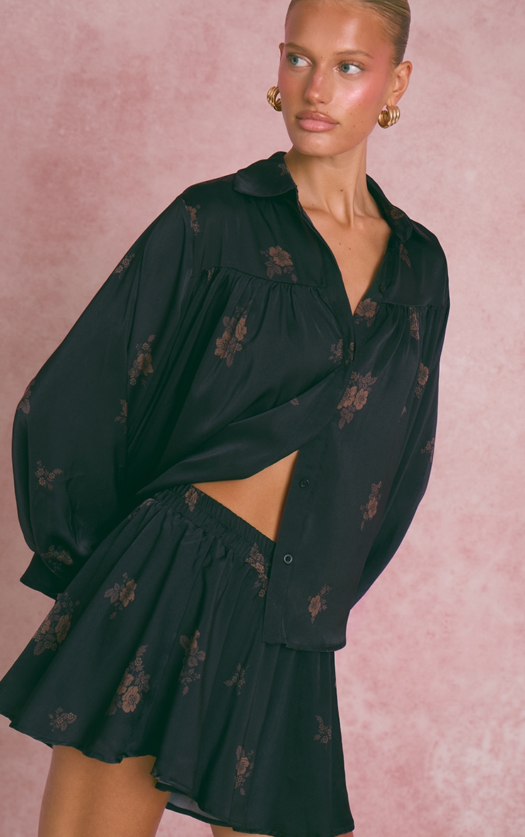 Navy Floral Ditsy Satin Shorts image 4