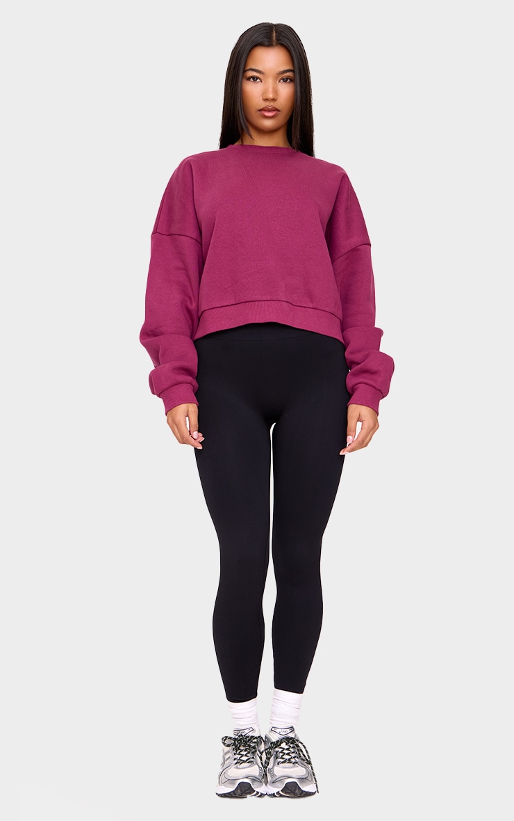 Sweat oversize prune à épaules carrées image 3