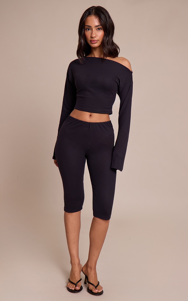 Petite Black Fitted Capri Pants image 2