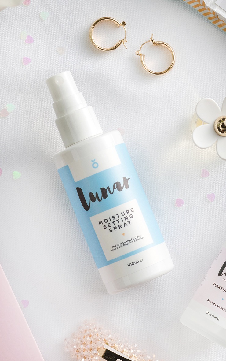Lunar Glow Setting Spray
