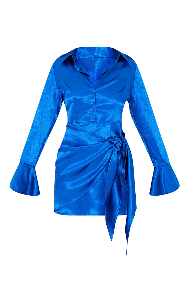 Robe chemise bleu cobalt satinée à manches évasées et lien drapé image 5