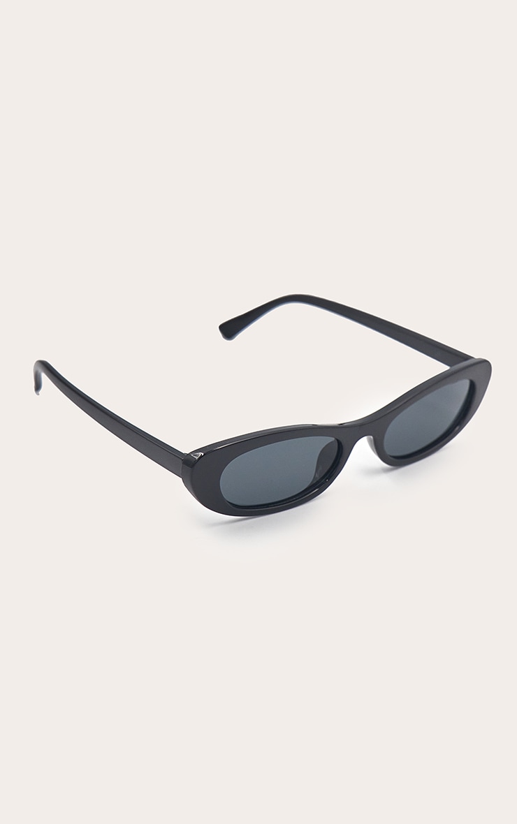 Black Smooth Cat Eye Sunglasses image 3