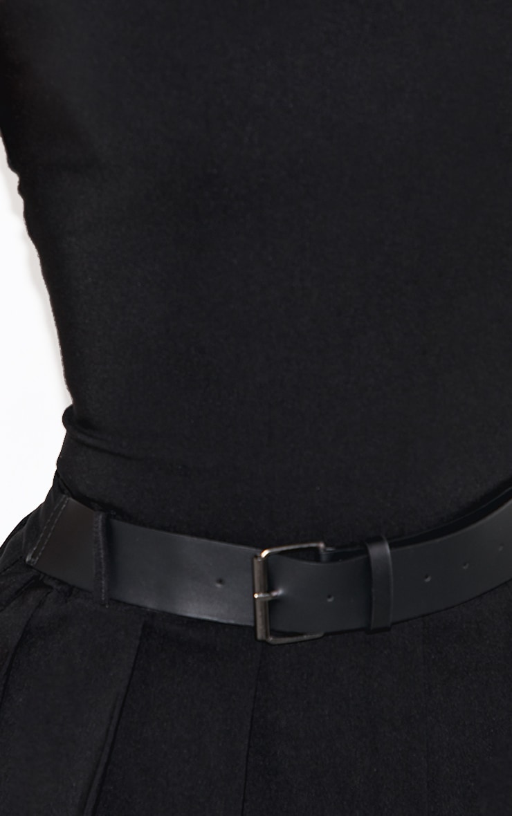Petite Black Belt Detail Pleated Mini Dress image 4
