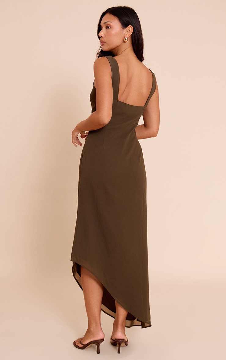 Robe longue asymétrique en mousseline de soie texturée vert forêt à détail noué image 2
