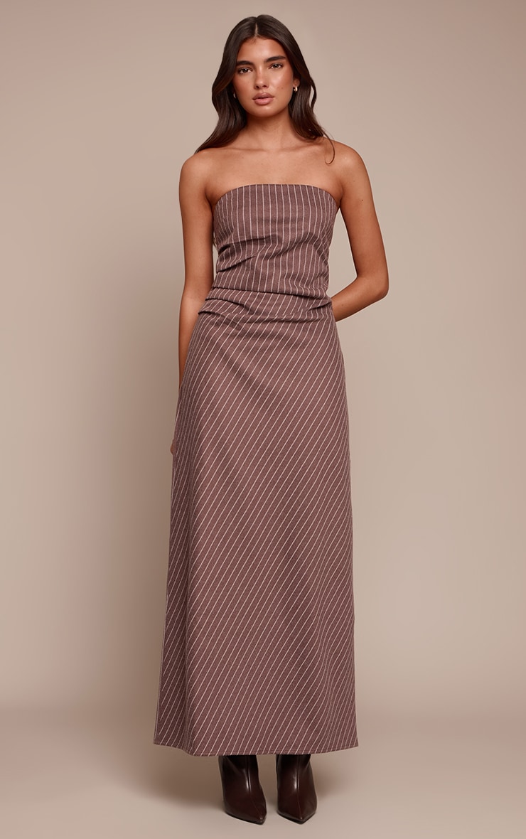 Robe bustier longue brossée chocolat à fines rayures
