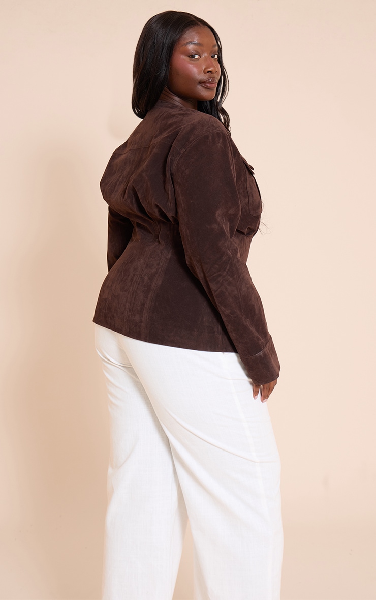 Plus Veste en suédine chocolat à boutons cachés et taille cintrée image 2