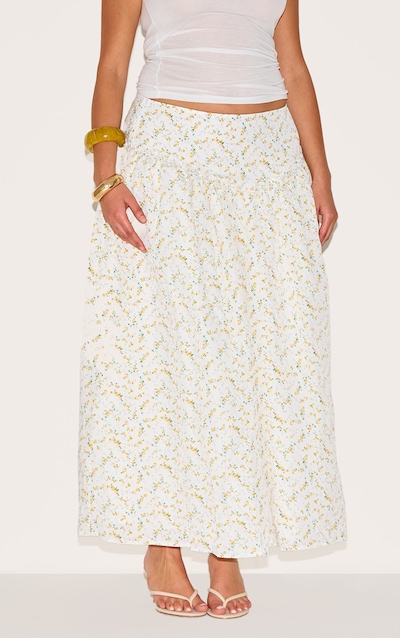 Plus White Ditsy Floral Print Volume Maxi Skirt