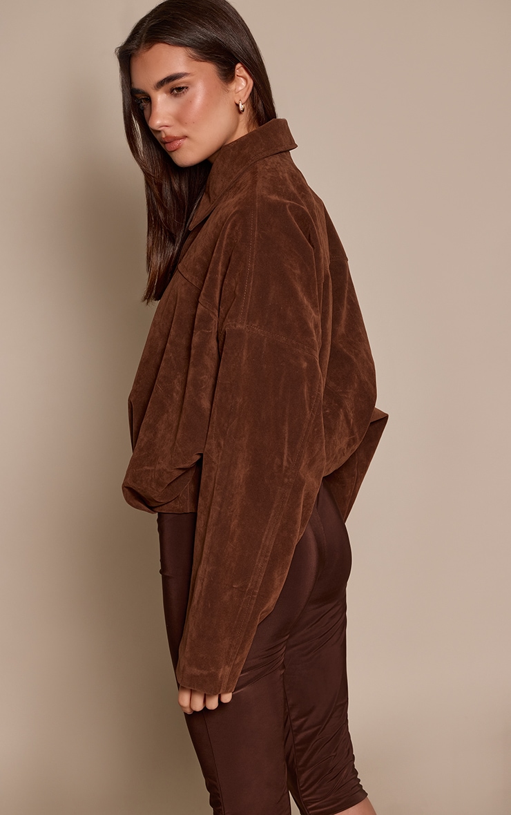 Veste bomber en suédine chocolat à boutons cachés image 2