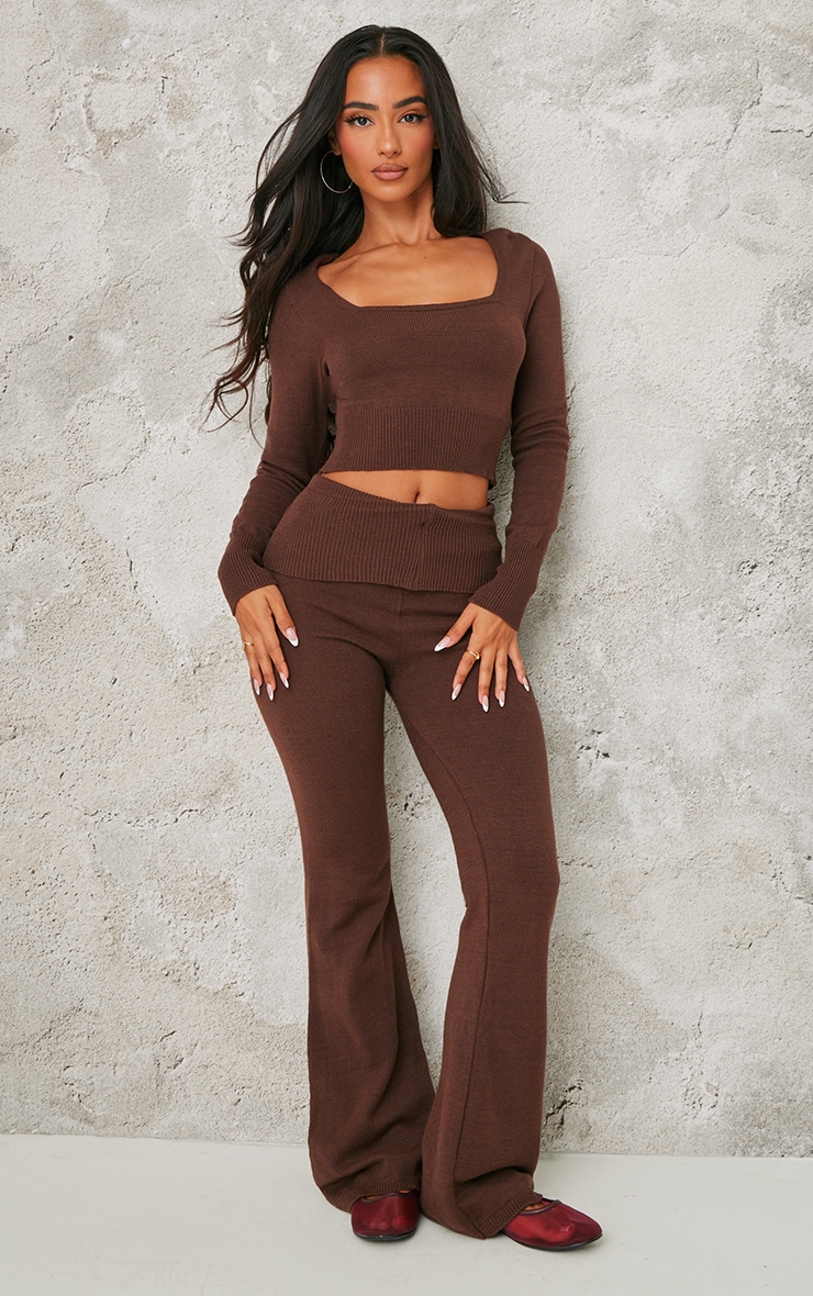 Petite Chocolate Knitted Long Sleeve Scoop Neck Crop Top image 3