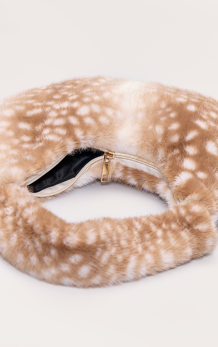 Deer Faux Fur Zipped Shoulder Bag image 5