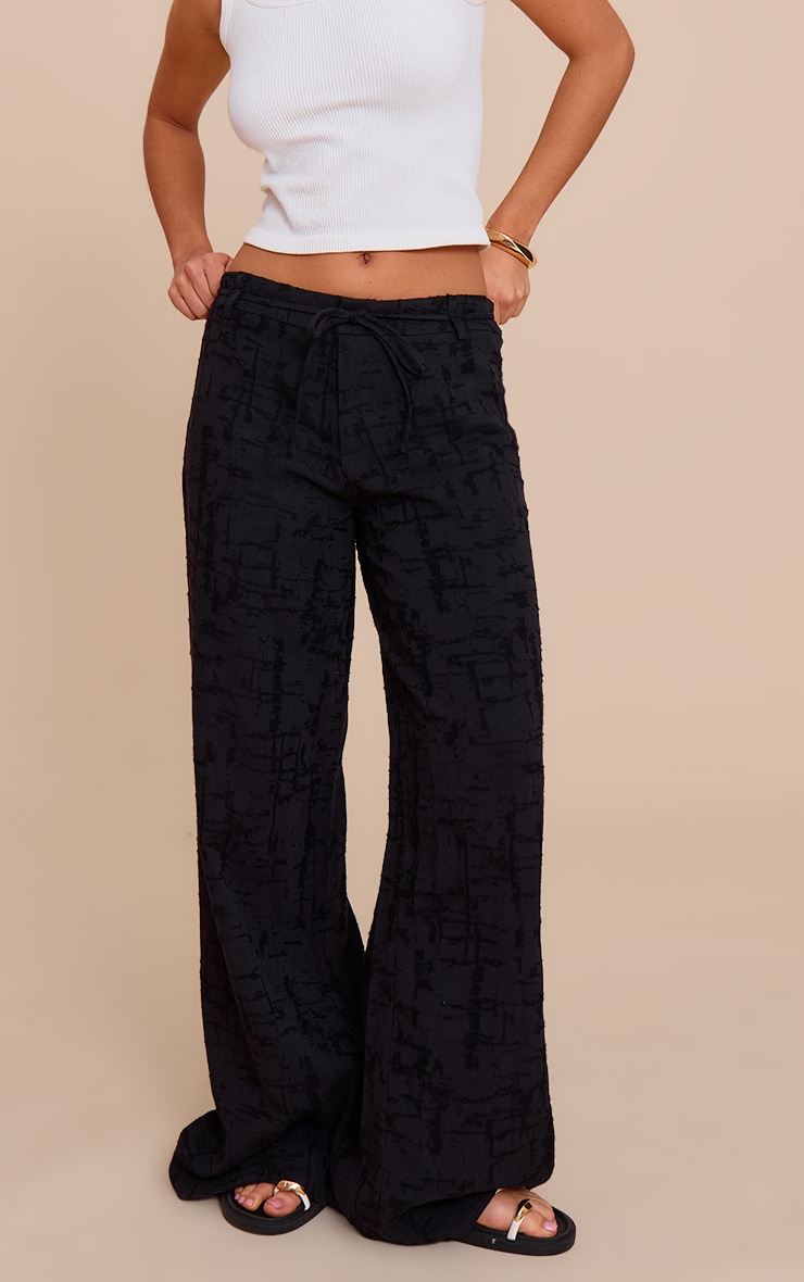 Pantalon large texturé noir à cordons noués image 2