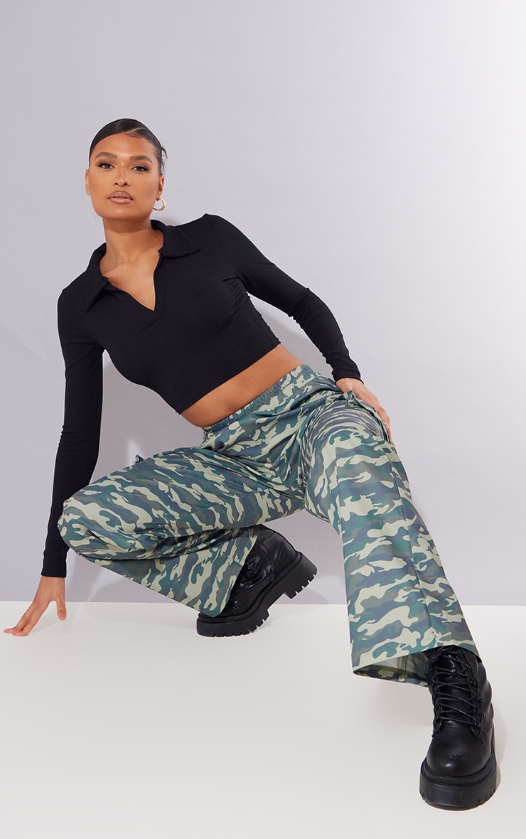 Black Soft Rib Collar Long Sleeve Crop Top image 3