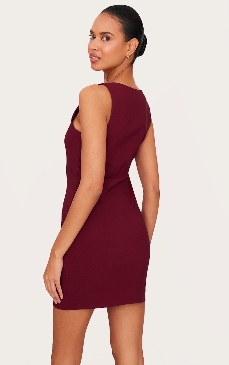 Robe droite en maille tissée stretch bordeaux à boutons image 2