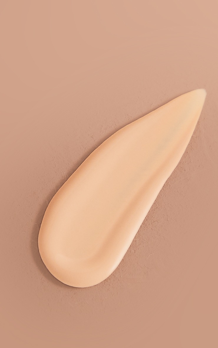 PRETTYLITTLETHING Serum Foundation Sand image 2