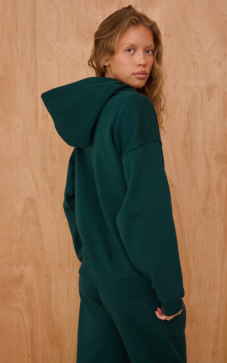 PRETTYLITTLETHING Hoodie oversize vert sapin à logo image 2