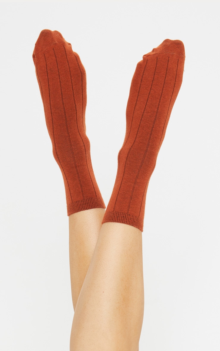 Rust Ribbed Ankle Socks