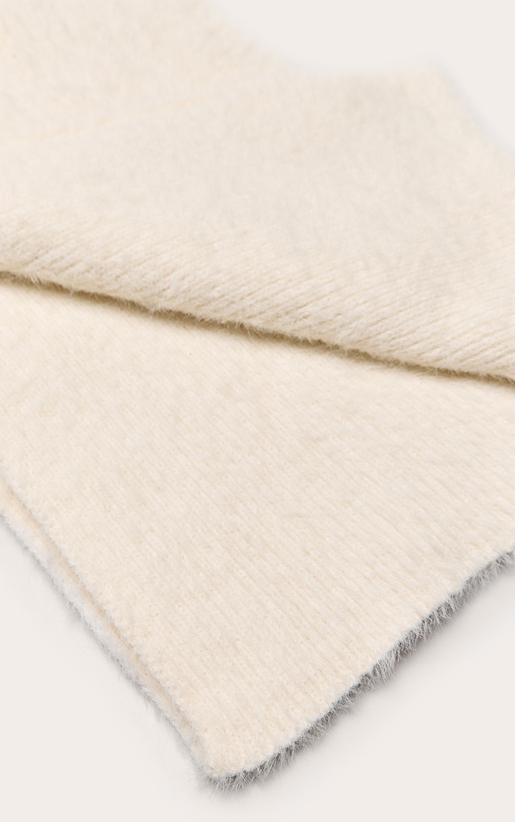 Écharpe en maille tricot duveteuse crème image 3