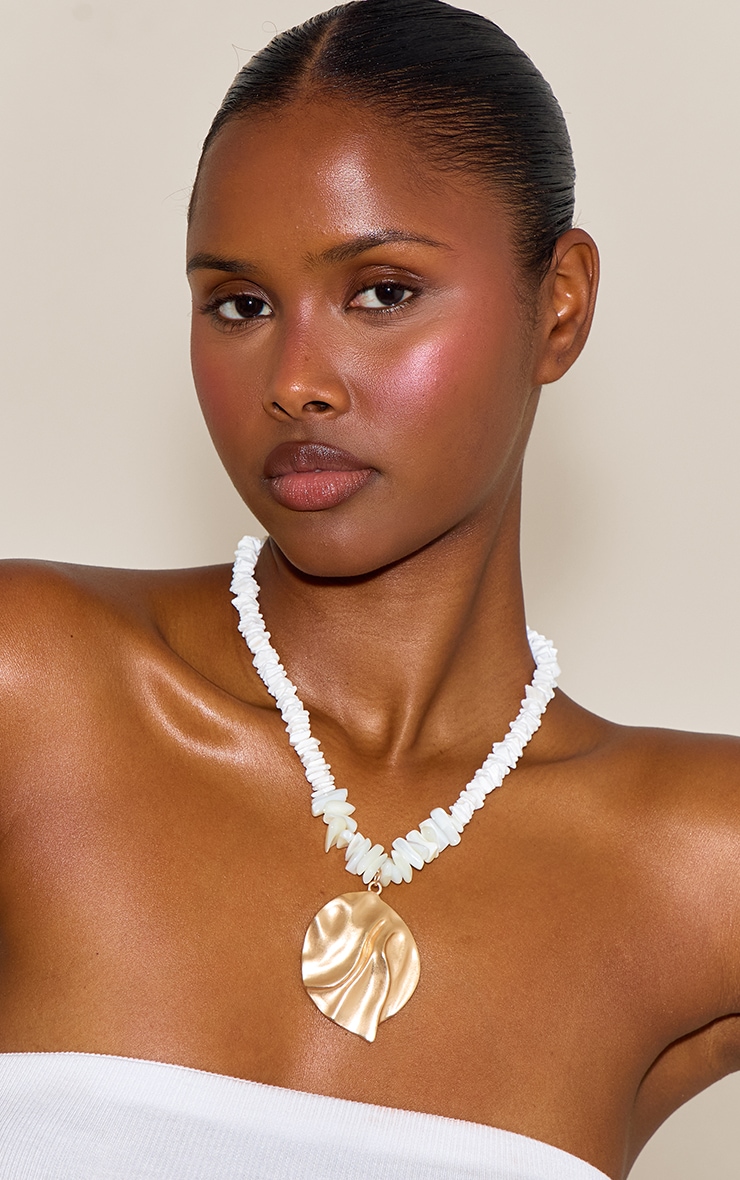 Cream Shell Molten Pendant Necklace image 1