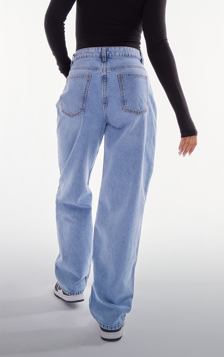 PRETTYLITTLETHING Light Blue Wash Raw Hem Ankle Grazer Straight Leg Jeans image 3