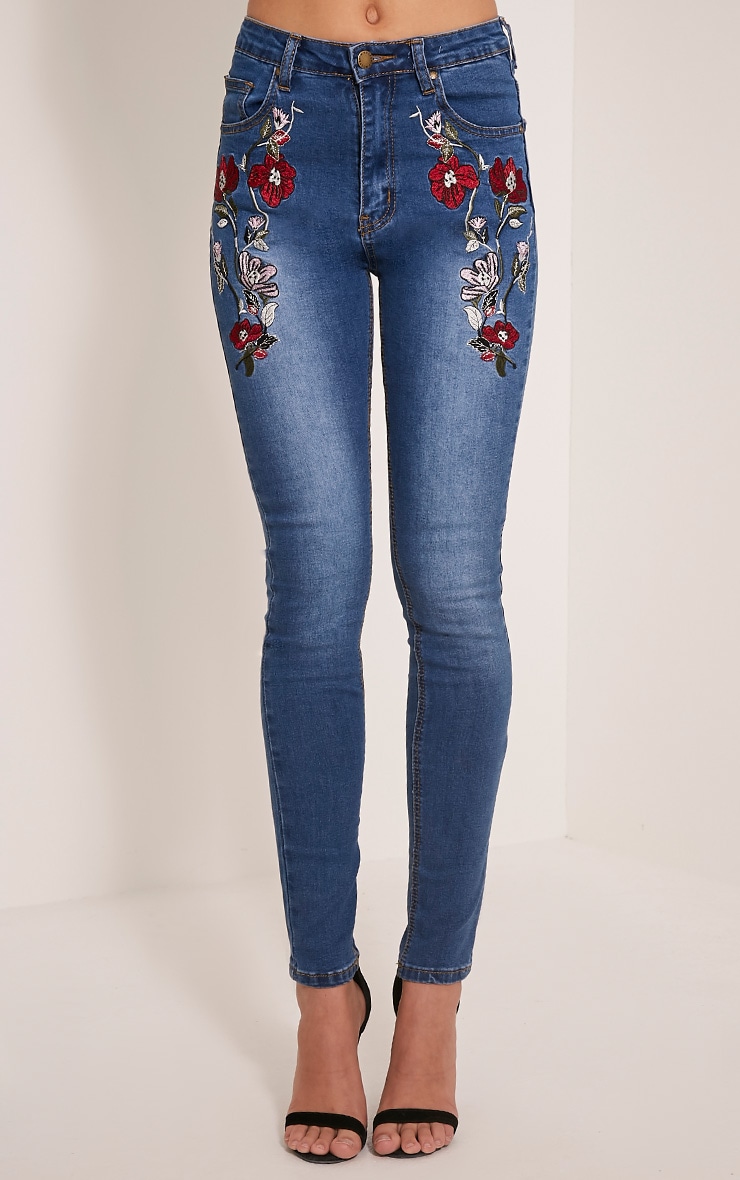 Alesha Dark Wash Embroidered High Waisted Skinny Jeans PrettyLittleThing