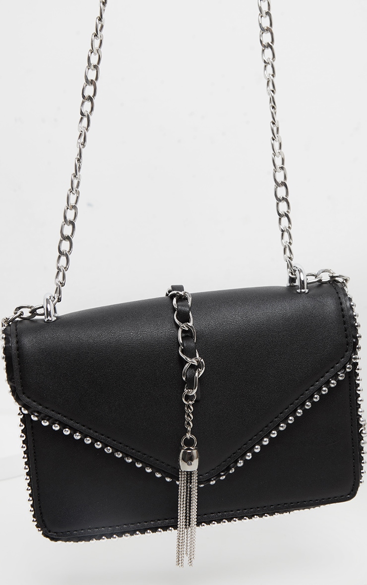 black cross body bag with chain