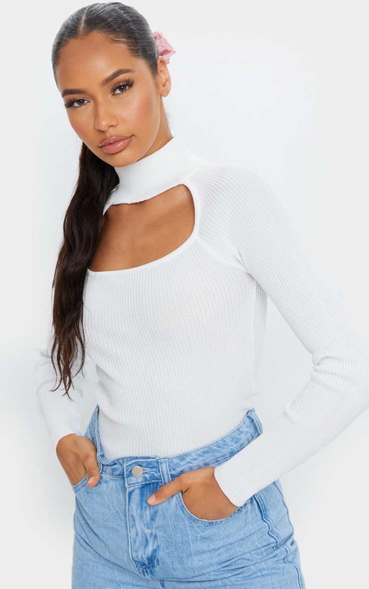 White Choker Neck Detail Knitted Long Sleeve Top