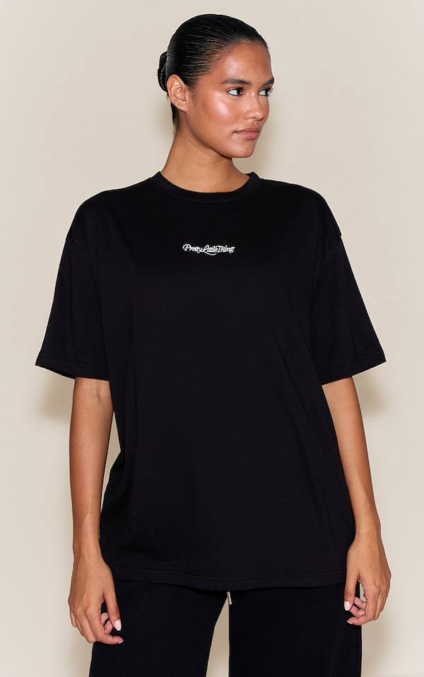 T-shirt oversize noir à logo "PrettyLittleThing"