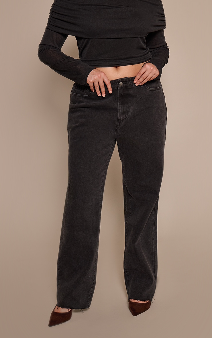 Plus Washed Black Mid Rise Stretch Barrel Jeans image 2