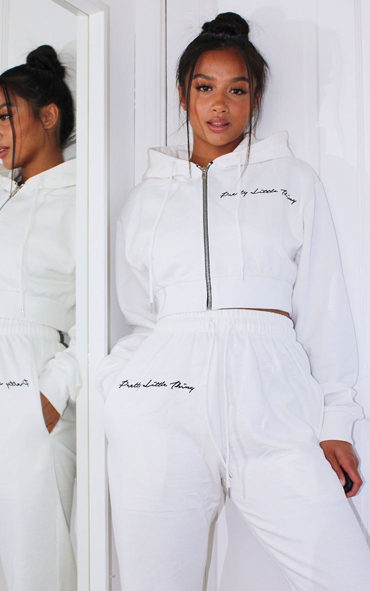 Petite Tracksuits Petite Women's Tracksuit Set PrettyLittleThing