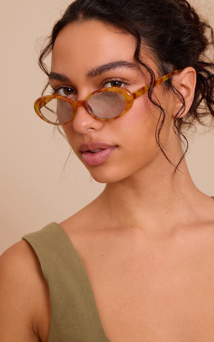 Tortoiseshell Round Sunglasses image 1