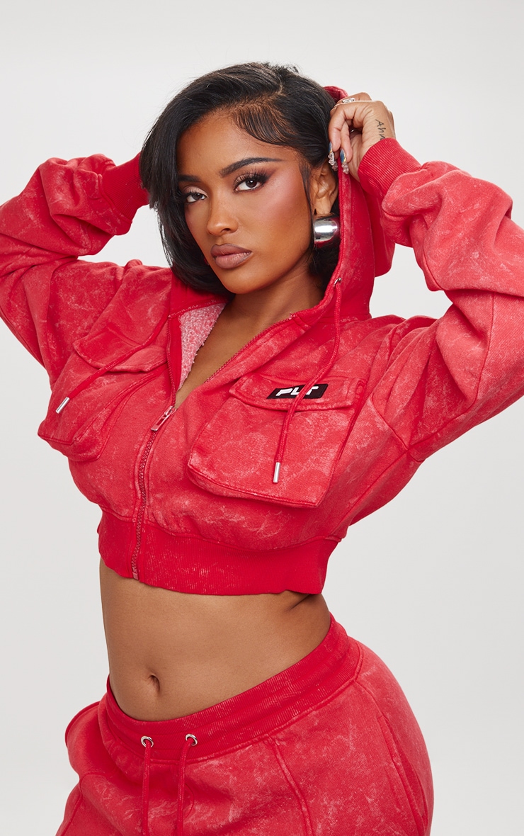 PRETTYLITTLETHING Shape Washed Red Shape Cargo Cropped Hoodie image 1