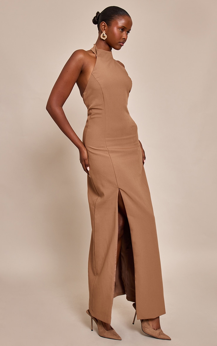 Robe longue de tailleur taupe sans manches image 3