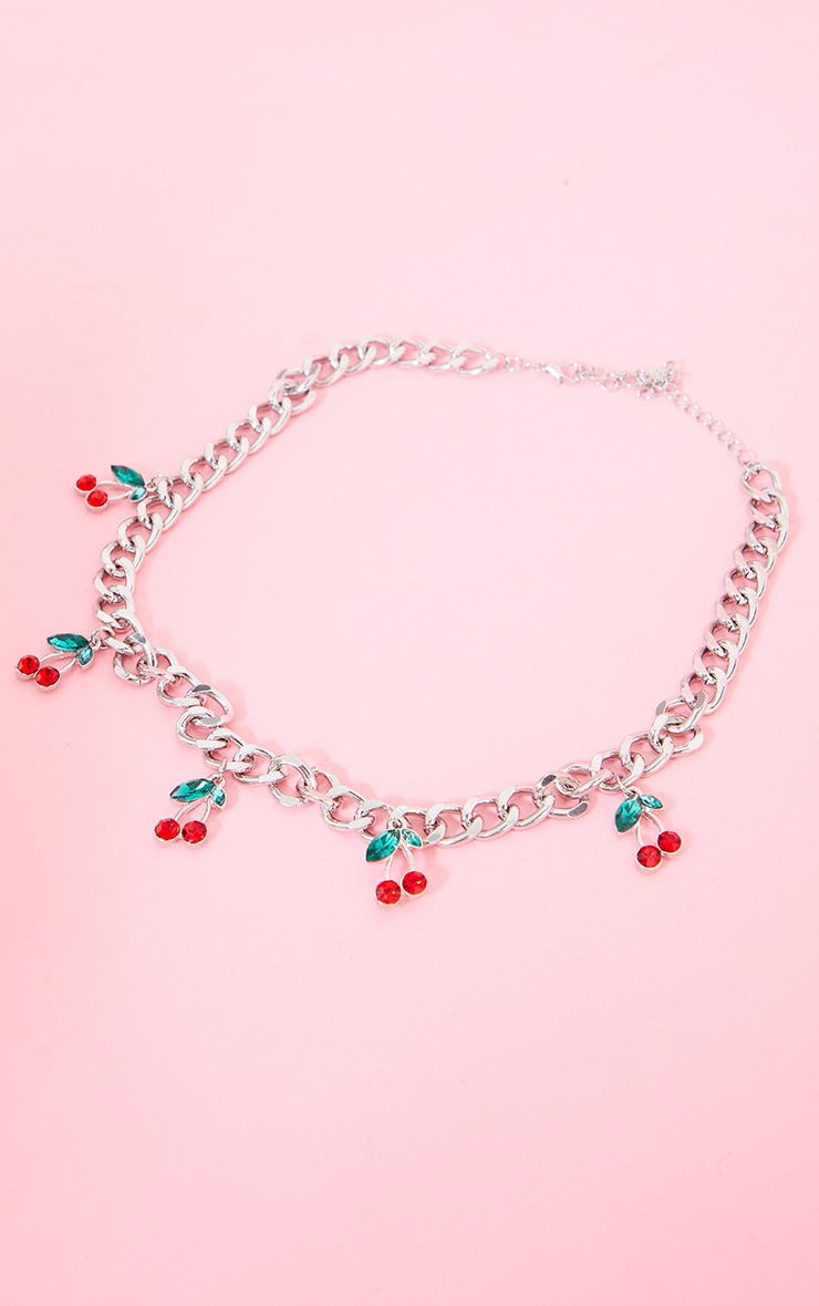 Collier chaîne argenté à pendentifs cerises