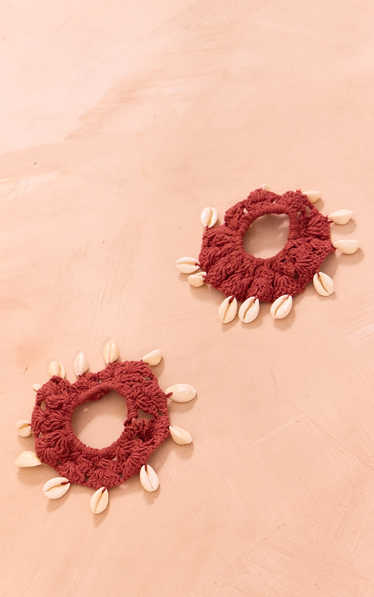 Rust Crochet Shell Scrunchies 2 Pack image 2