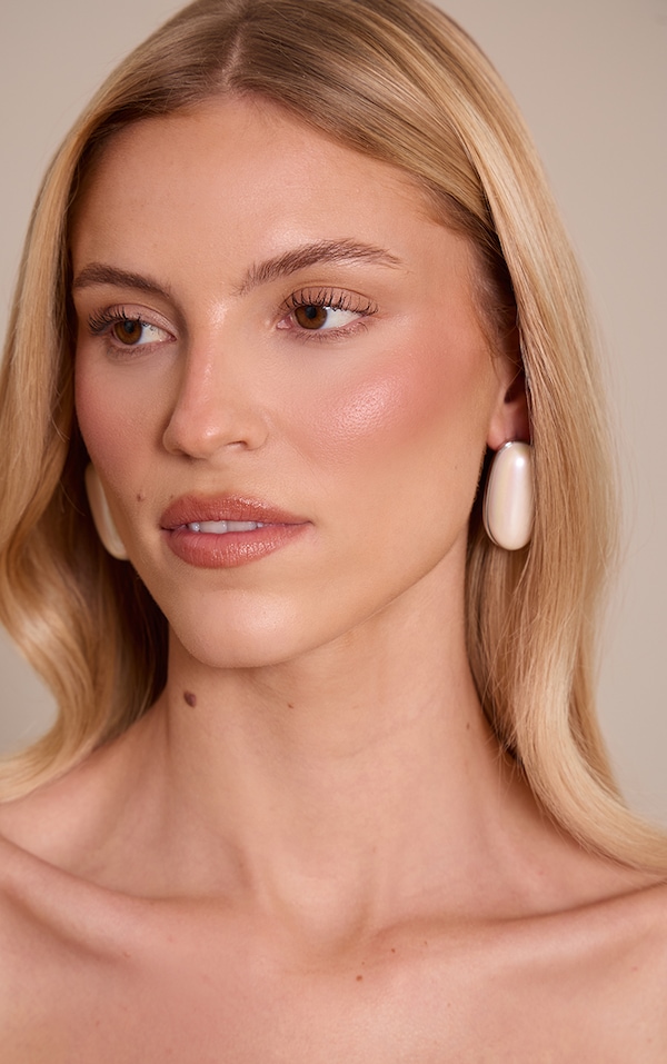 Silver Pearl Oval Stud Earrings