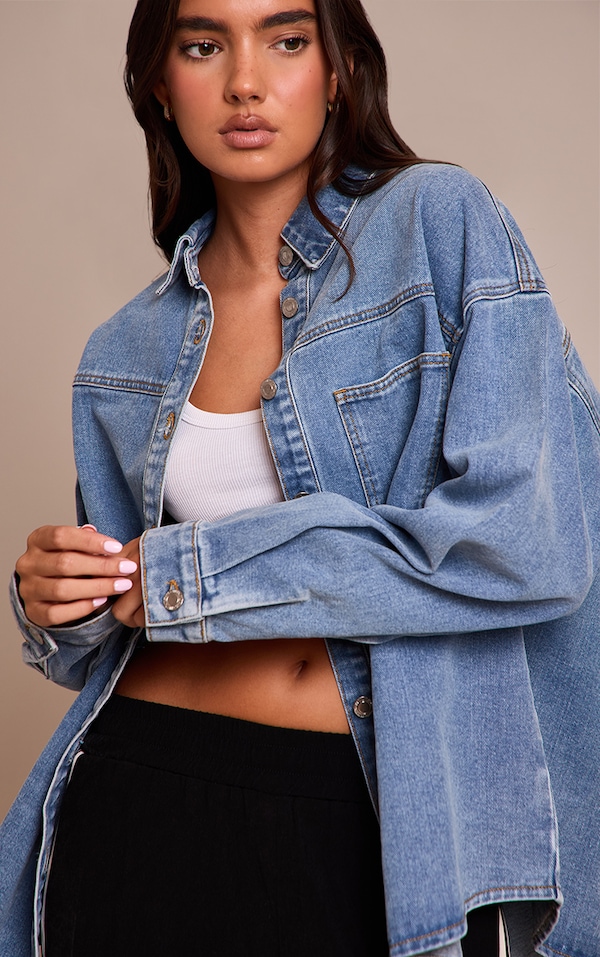 Chemise en jean bleu moyen délavé à poche unique oversize