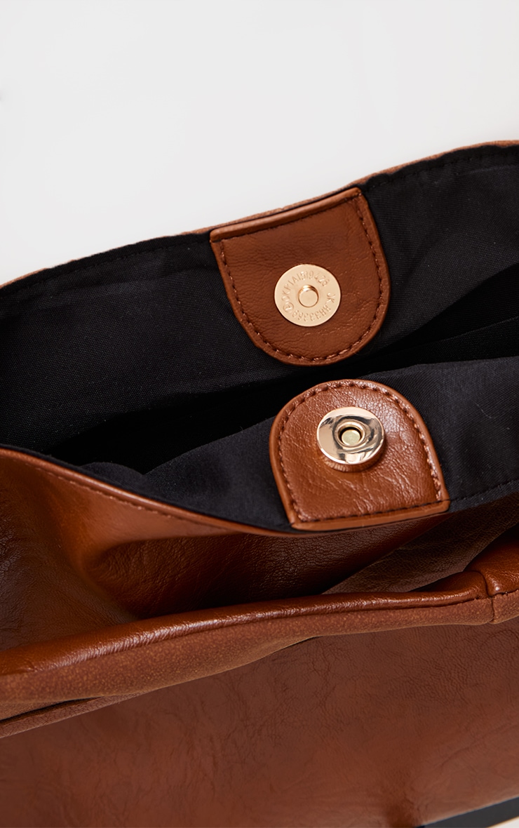 Tan Crinkle PU Rectangular Slouch Shoulder Bag image 4