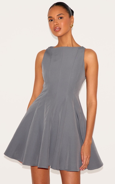 Robe droite tissée gris anthracite plissée