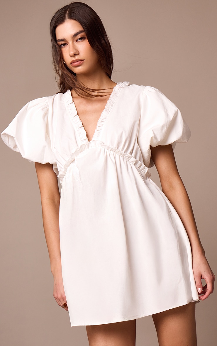 Robe trapèze en coton blanc plissée image 1