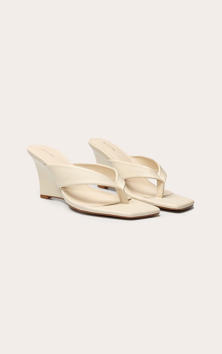 Mules style tongs carrées rembourrées en PU crème image 3