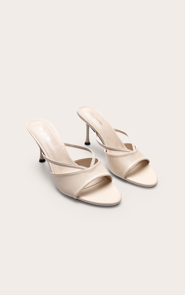 Mules rondes en PU crème à talon moyen et bride découpée image 3