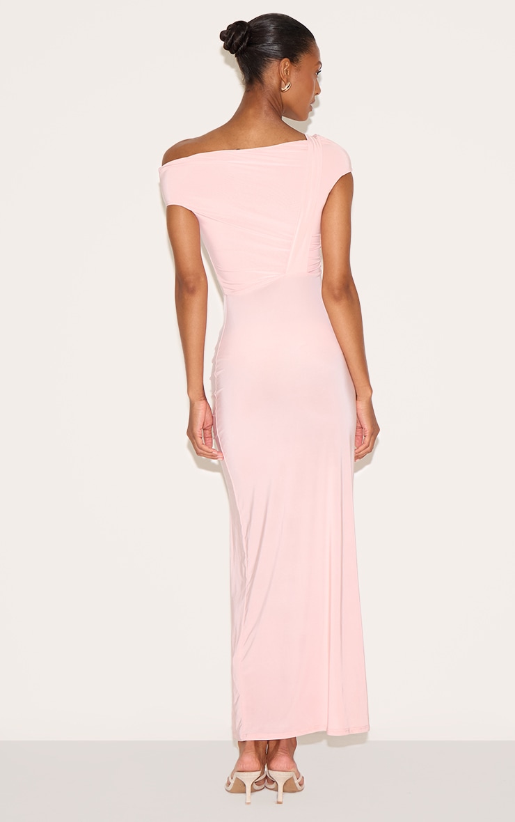 Robe longue moulante rose blush à détail torsadé image 2