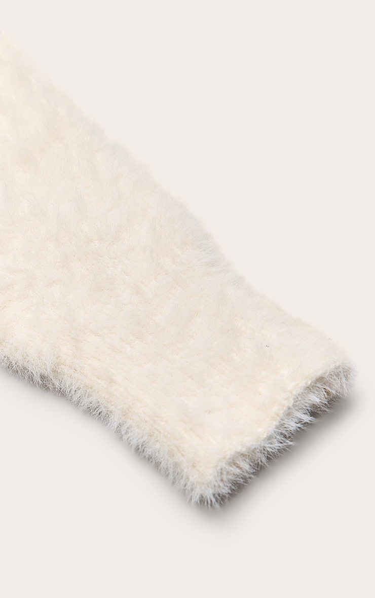 Gants en maille tricot duveteuse crème image 3