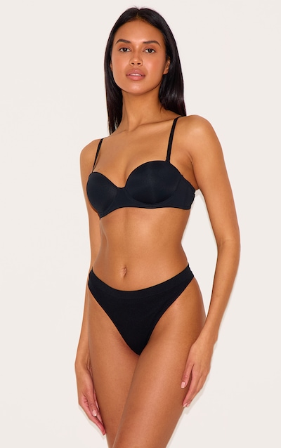 Soutien-gorge noir à armatures et bretelles détachables