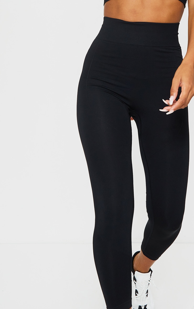 PRETTYLITTLETHING Black Contour Cropped High Waisted Seamless Leggings image 4