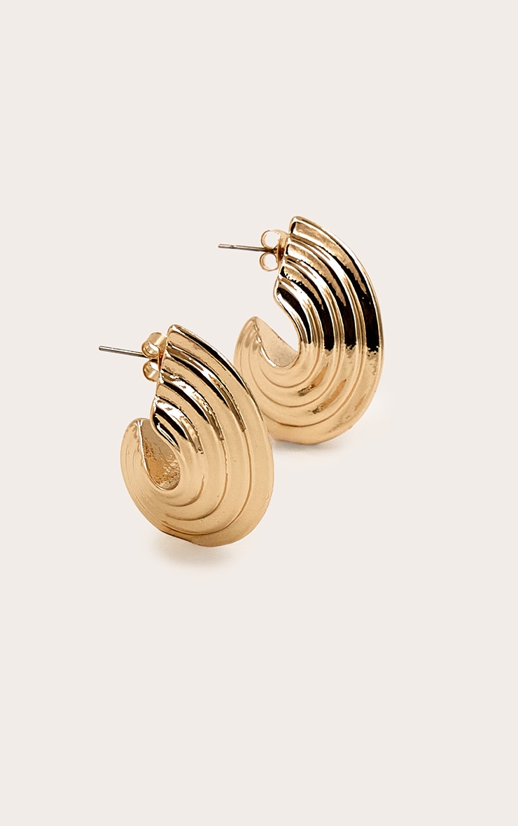 Gold Ridge Medium Hoop Earrings image 3