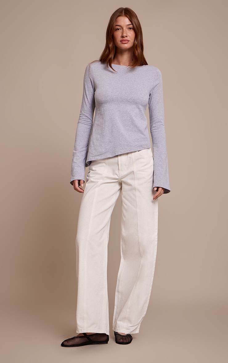 Top en coton gris chiné à manches longues évasées et ourlet asymétrique image 3