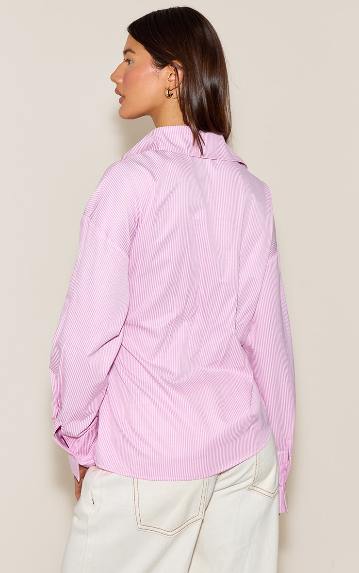 Chemise rose à rayures et détail drapé asymétrique image 2