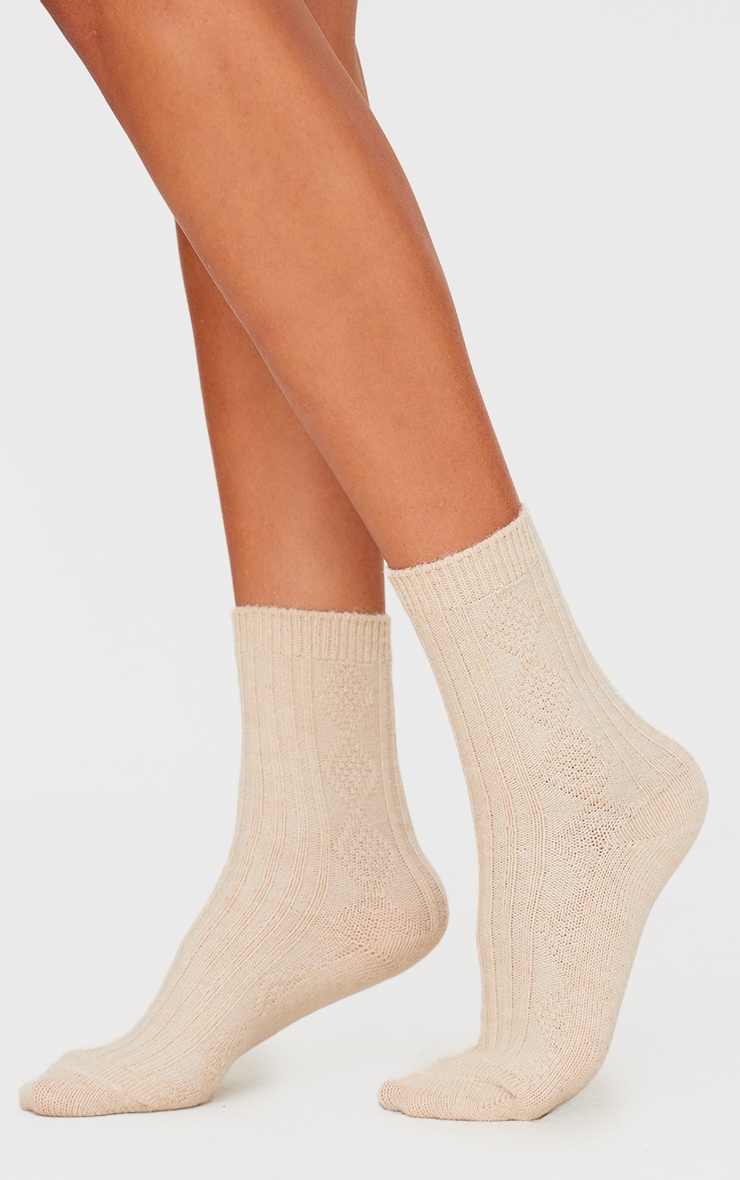 Oatmeal Cable Knit Ankle Socks image 1